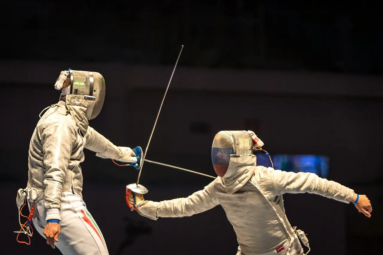 Why are fencers tethered?